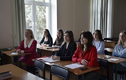 В Гомельском медуниверситете состоялось второе заседание Совета работающей молодёжи