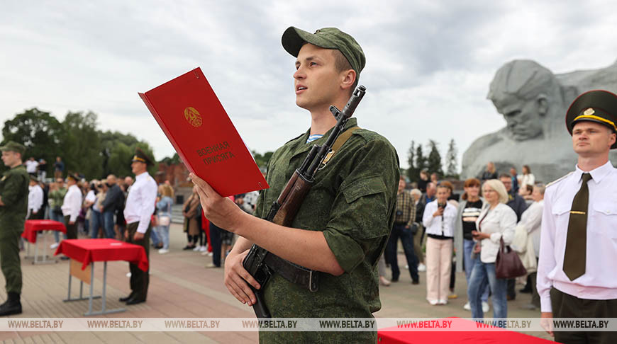 Присяга в полиции фото