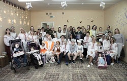 «<b>Елка желаний</b>» ГомГМУ: 16 лет чудес для детей