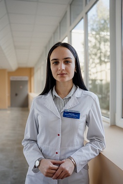 Polina L.Zhogol