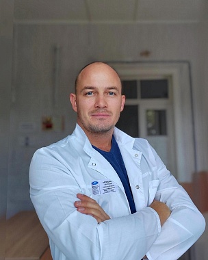 EVGENY L. ARTYUSHKOV