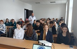 <b>Медицинские классы</b>: принципы оказания первой помощи