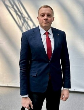 Dmitry V. Kovalevskiy