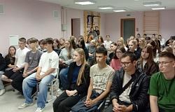 «Неслучайная встреча»: в общежитии № 5 прошла беседа с первокурсниками о правах и обязанностях