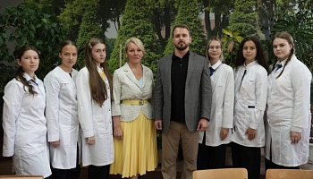 Диалог с будущими студентами: ректор ГомГМУ встретился с учащимися медицинского класса
