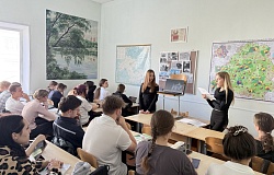 Сохраняя историческую память: на кафедре социально-гуманитарных наук прошли занятия, посвящённые памяти жертв геноцида 