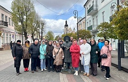 Выходной с профкомом: путешествие в море тюльпанов и сердце Полесья