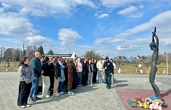 Старт у дворца Булгаков: экскурсия от профкома студентов ГомГМУ – в Жиличи и Красный Берег