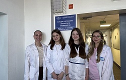 Студент ГомГМУ на неделю: первые шаги в профессию