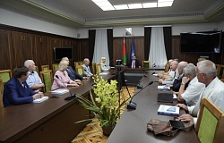 Опыт и мудрость: ректор ГомГМУ встретился со старейшинами вуза