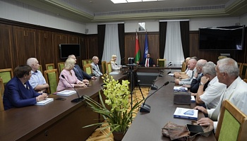 Опыт и мудрость: ректор ГомГМУ встретился со старейшинами вуза