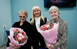 Мы женщине славу поём: вдохновляющая встреча с поэтом Тамарой Крюченко