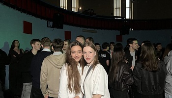 Давайте же радоваться, Пока мы молоды!