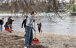 Студенты лечебного факультета ГомГМУ приняли участие в акции «Чистый четверг»