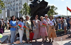 В Гомеле первыми открыли памятный знак жертвам геноцида белорусского народа