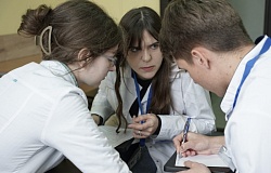 Сила в команде: в ГомГМУ прошел финал III республиканской олимпиады «Командная работа врача общей практики» 