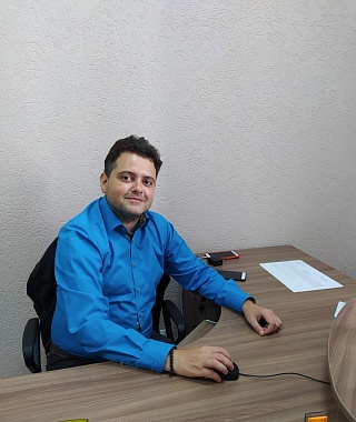 Anton Y. Krokhmalnik