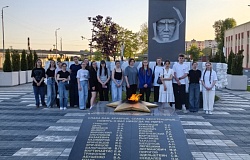 Память поколений. Студенты почтили подвиг заводчан