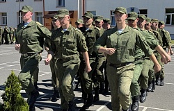 Студенты лечфака и МДФ познают армейский быт