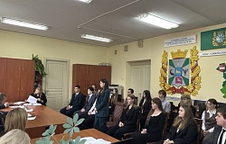 Гомельский облисполком открывает двери для перспективных студентов   Гомельский облисполком открывает двери для перспективных студентов